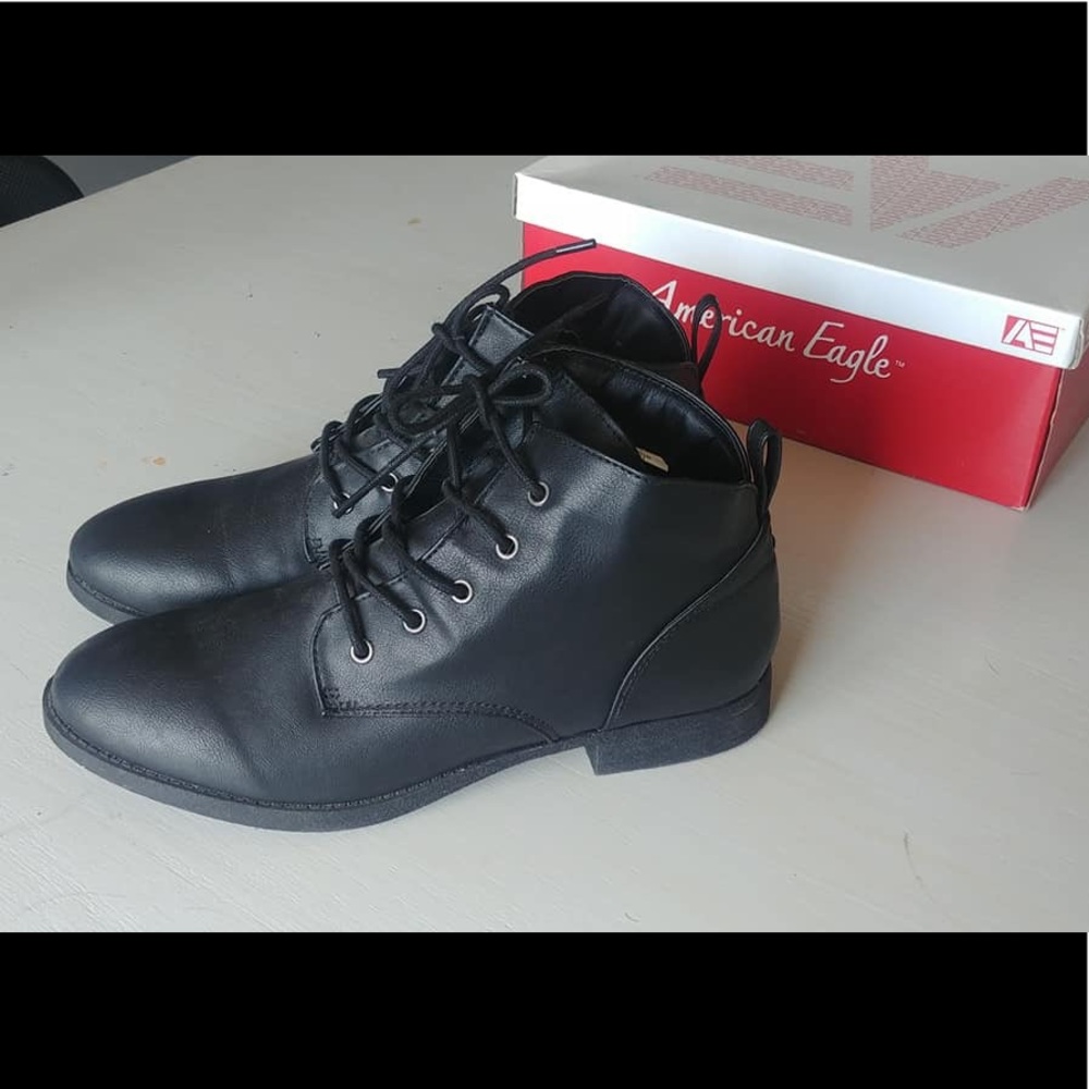 Women’s size 9 boots